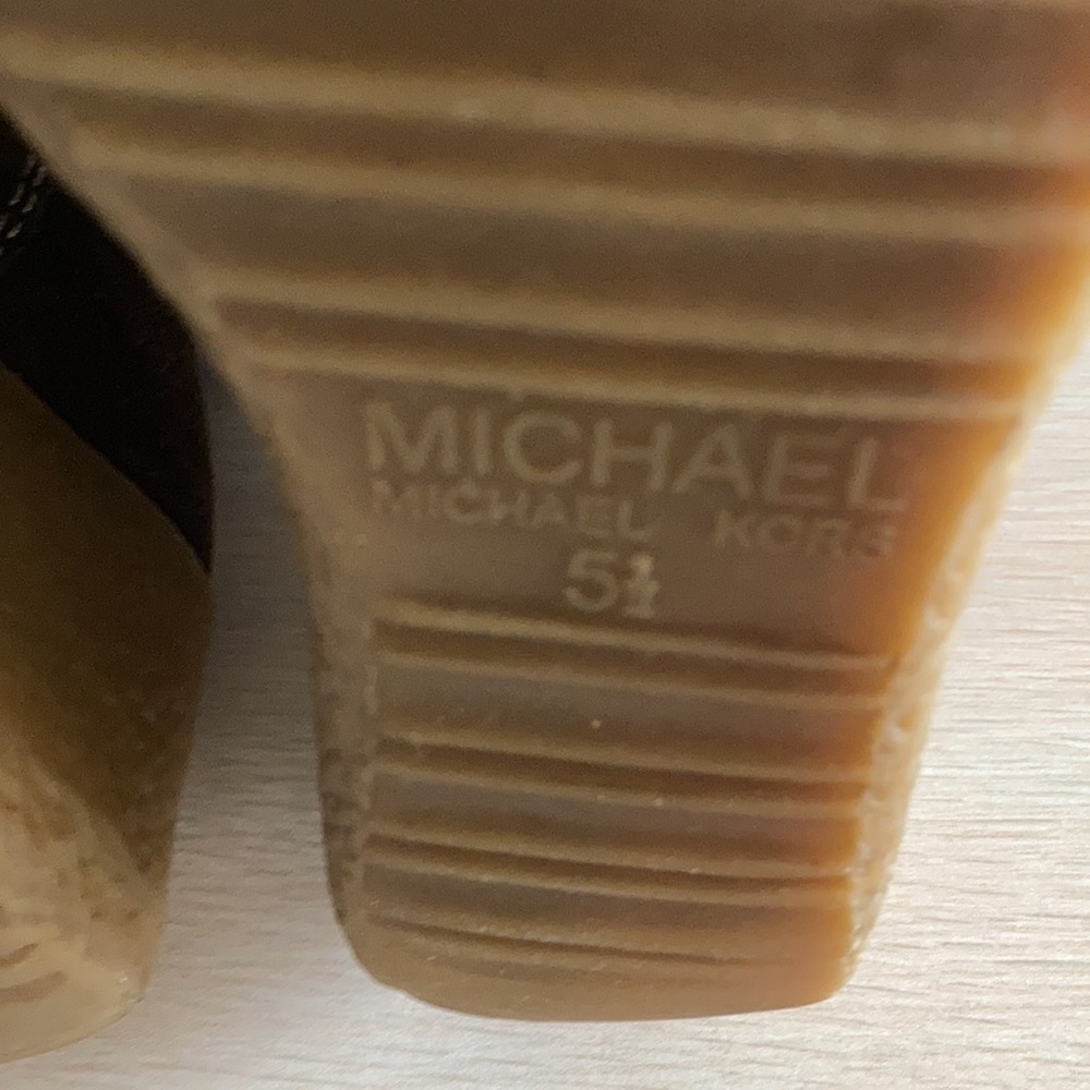 MICHAEL KORS WOMEN SHEARLING LACE UP WEDGE BOOTS SIZE 5.5 - Picture 6 of 10
